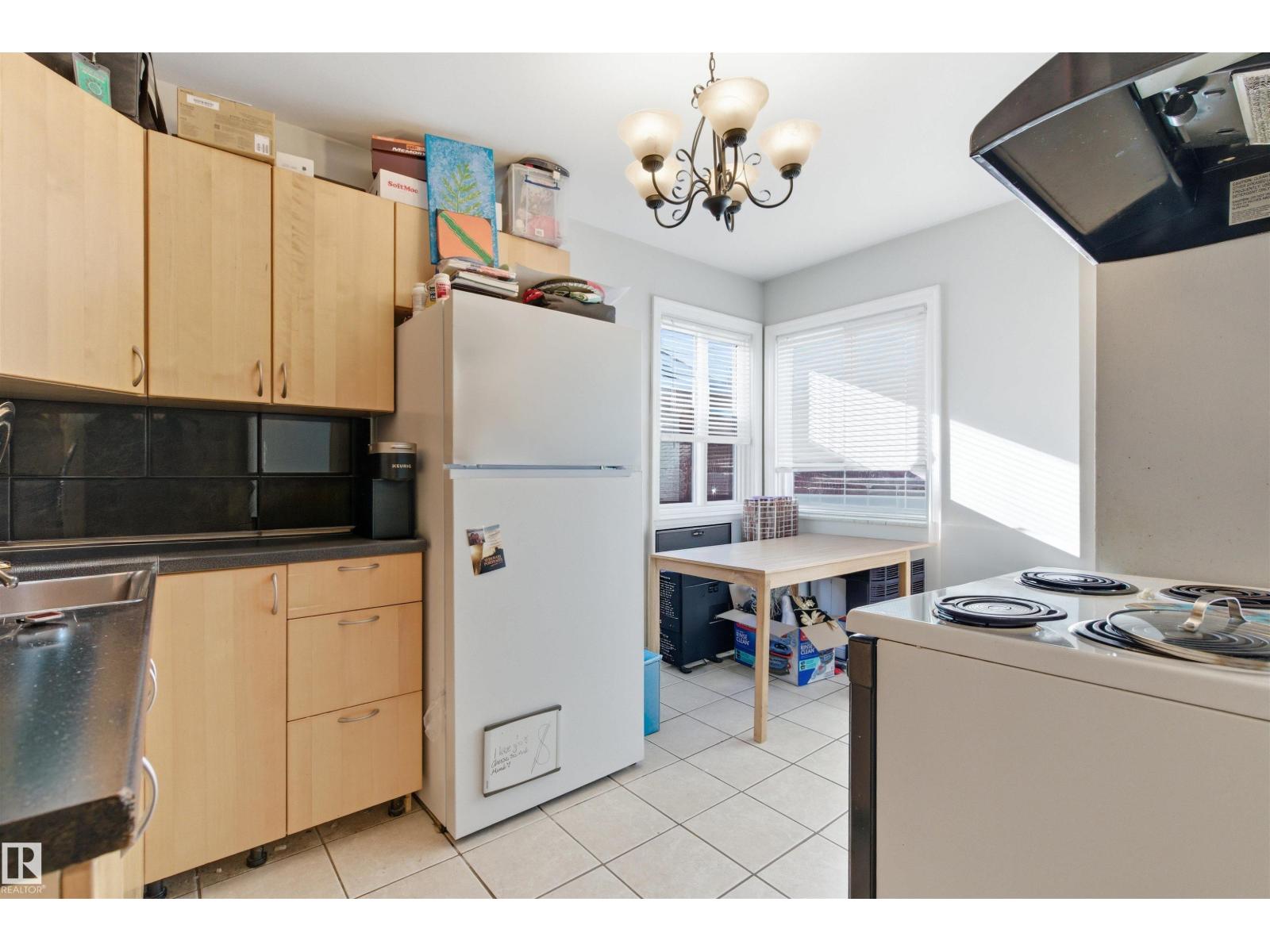 12758 117 ST NW - 6