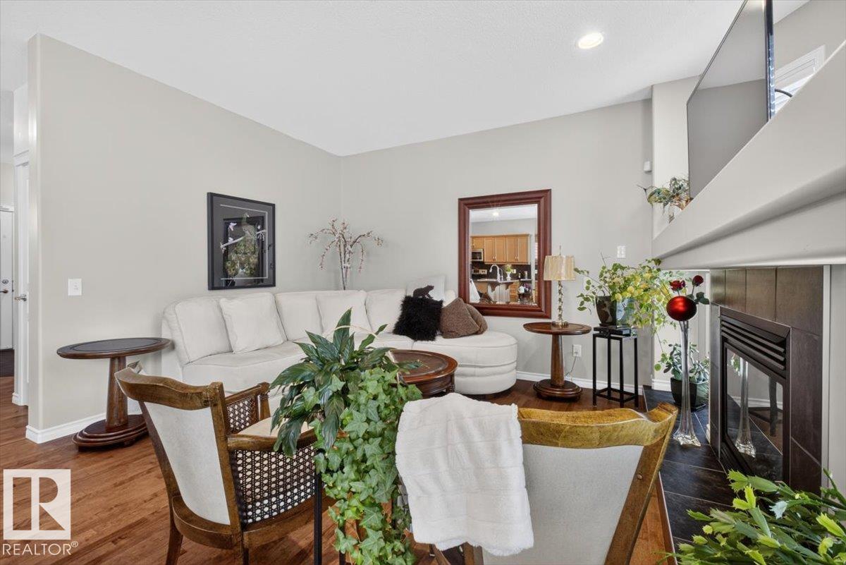74 EVERITT DR N - 21