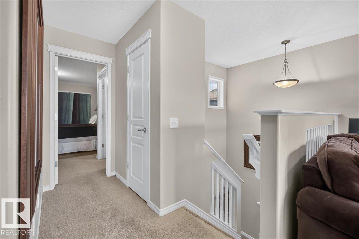 74 EVERITT DR N - 27