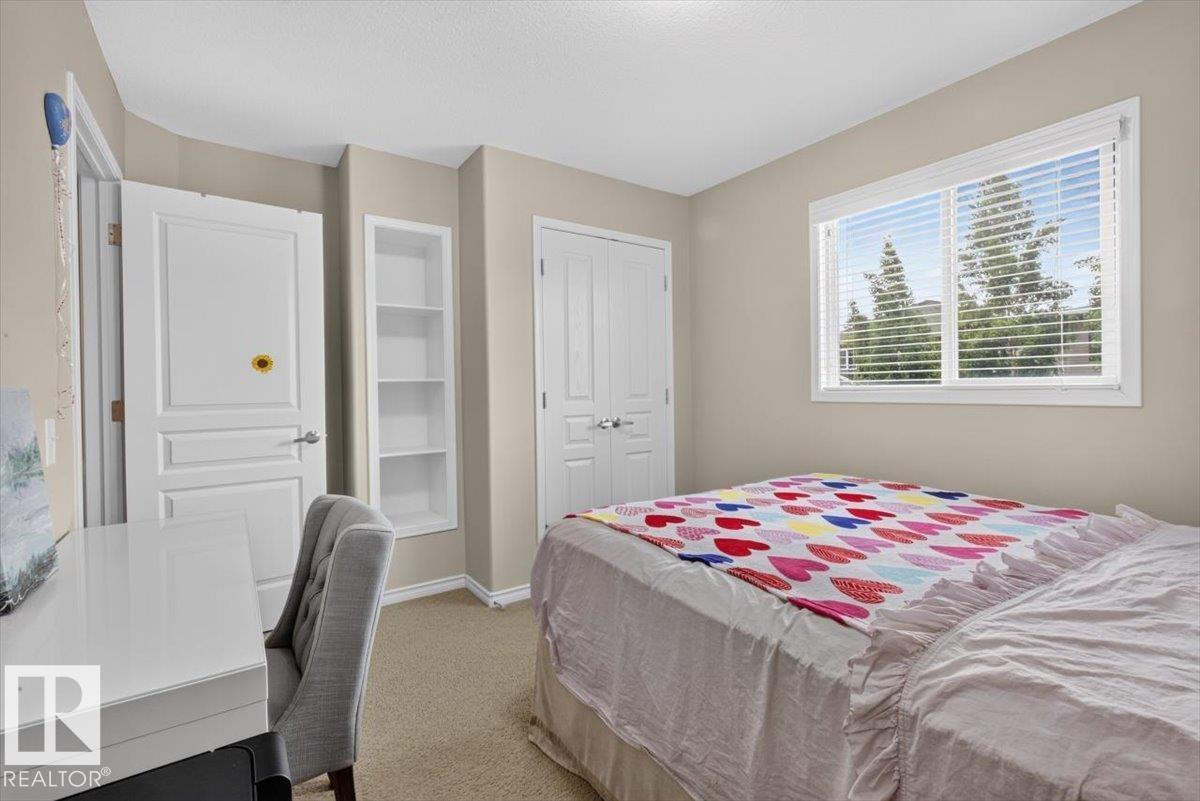 74 EVERITT DR N - Image 35
