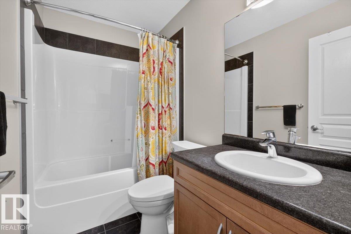 74 EVERITT DR N - 36