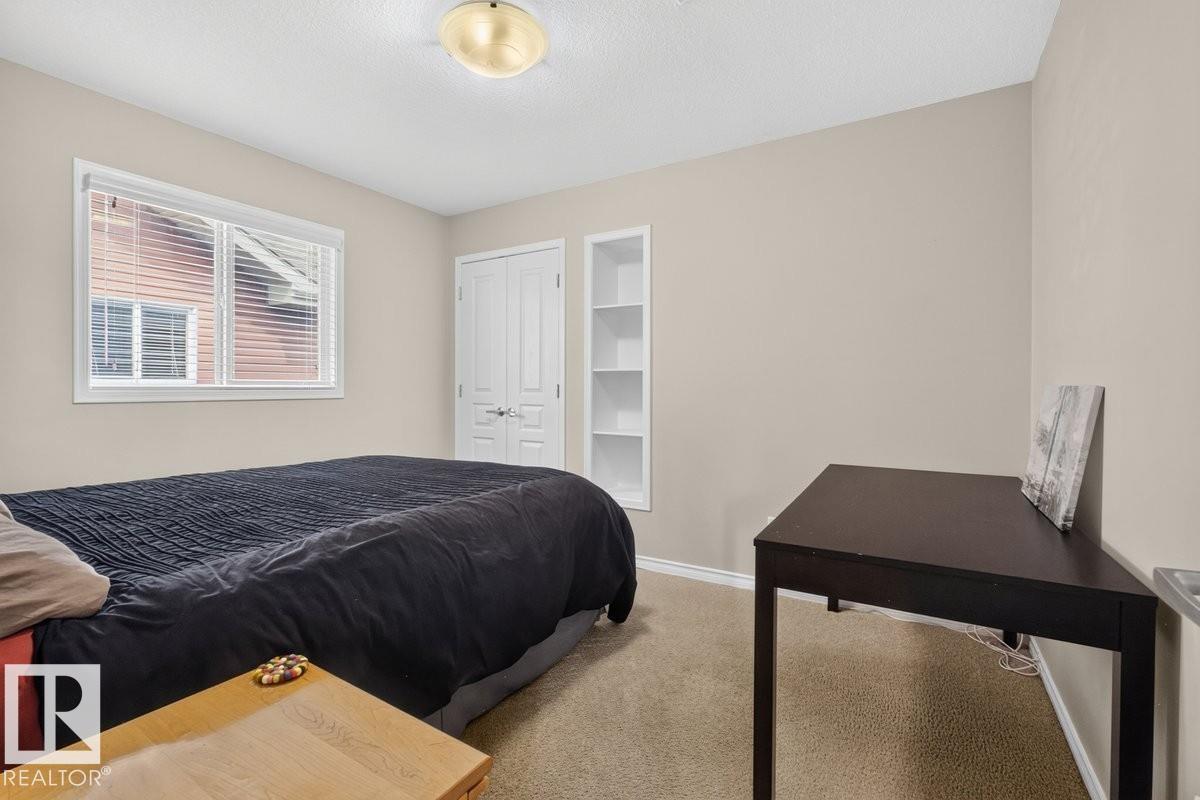 74 EVERITT DR N - Image 37
