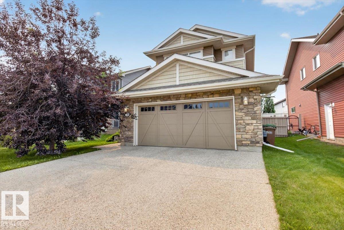 74 EVERITT DR N - 4