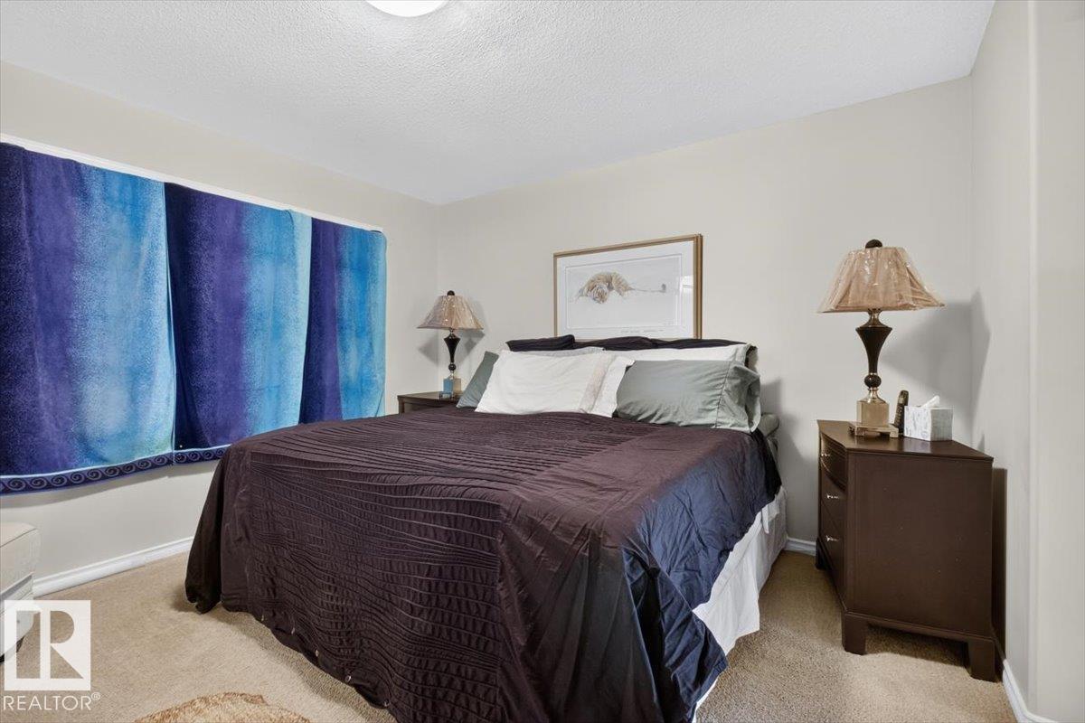 74 EVERITT DR N - 40