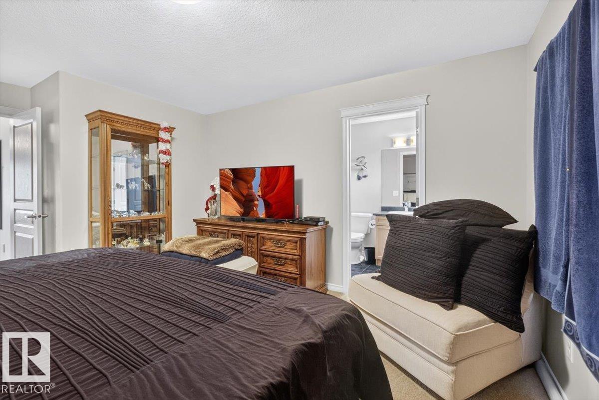 74 EVERITT DR N - 42