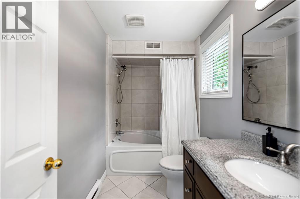 305 Lavoie Street - 40