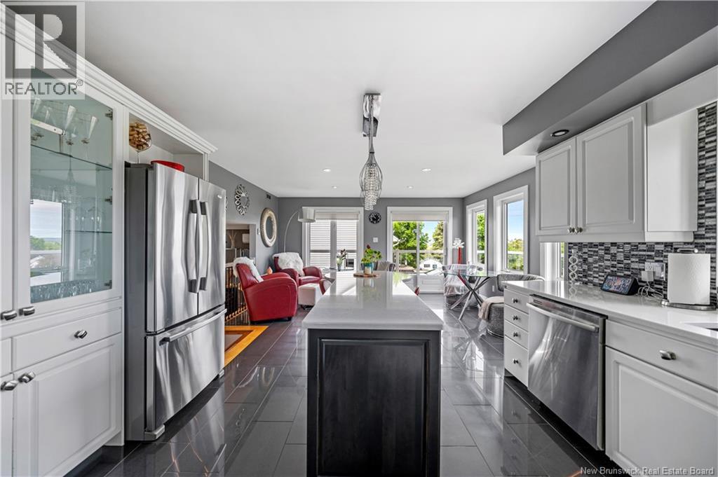 305 Lavoie Street - 10