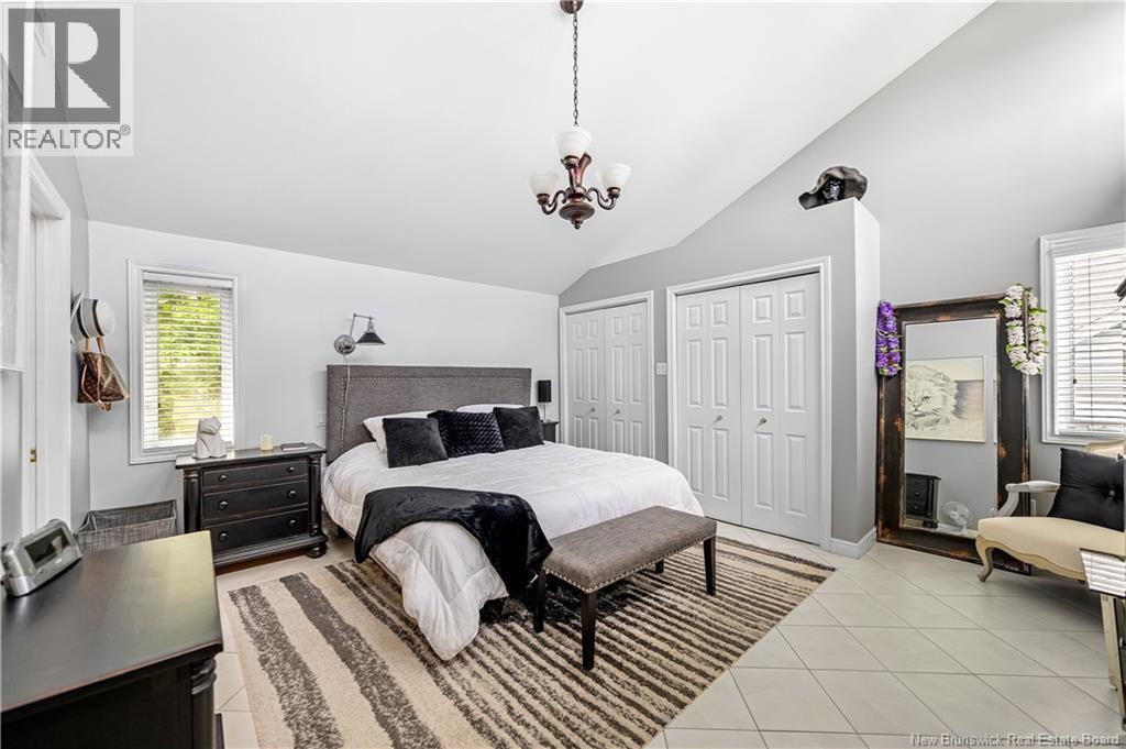 305 Lavoie Street - 38