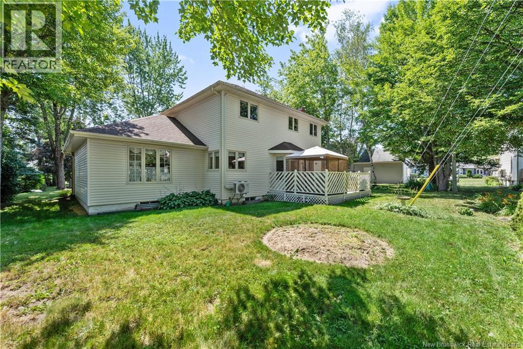 5 ROXBOROUGH Court - 31