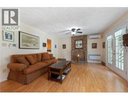 Family room - 5 Roxborough Court, Riverview, NB E1B4N7 Photo 12