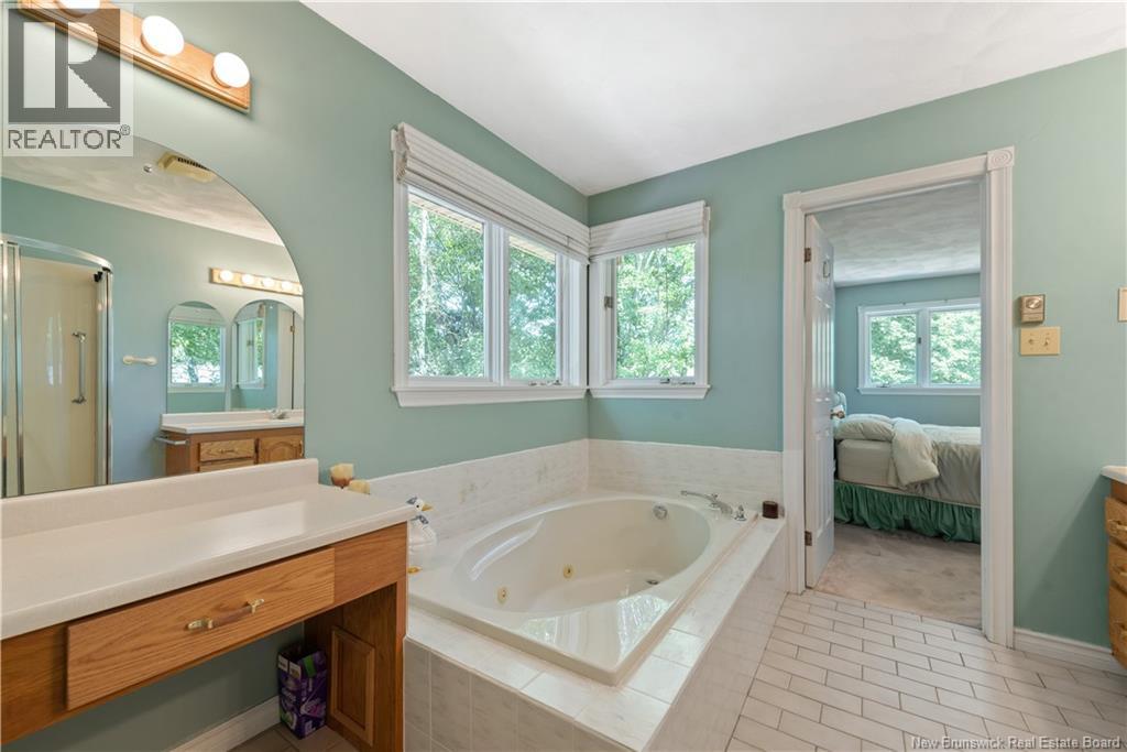 5 ROXBOROUGH Court - Image 18