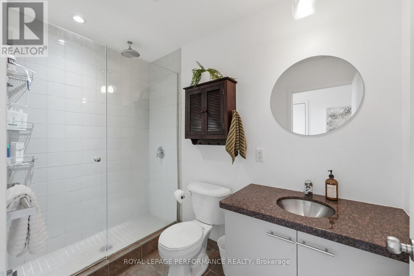 Ph 2 - 179 George Street