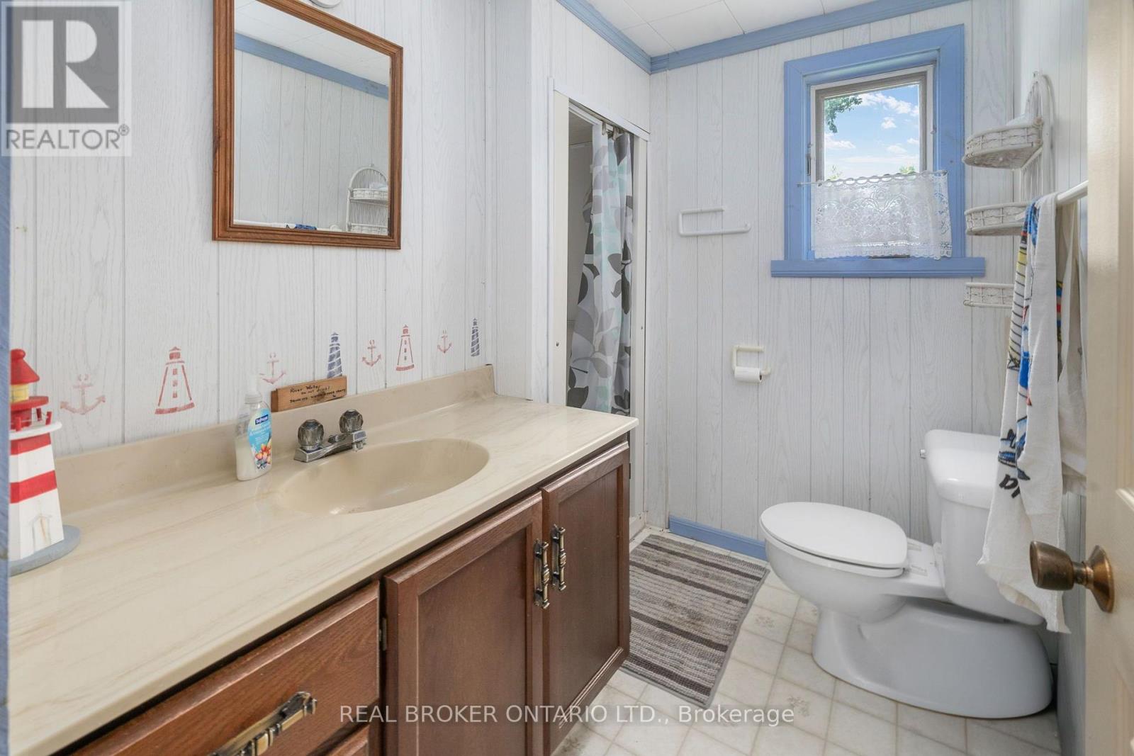 351 LEAVOY LANE - Image 19