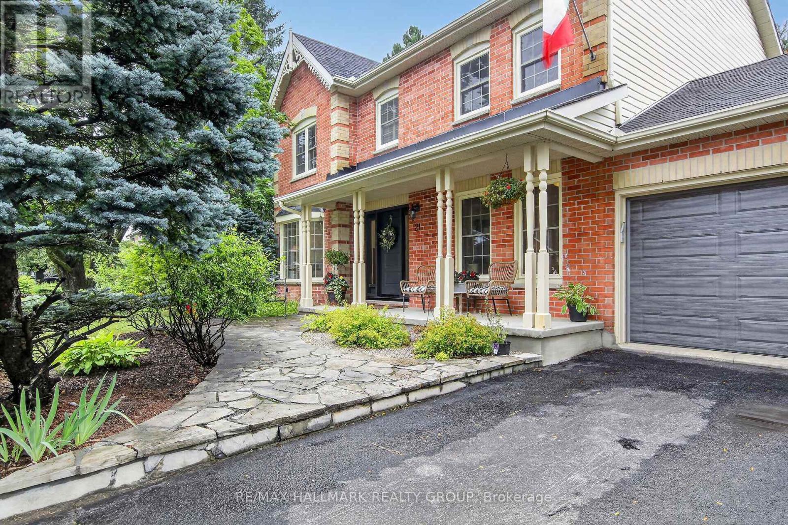 21 DELAMERE DRIVE - 2