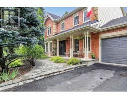 21 DELAMERE DRIVE — photo 2