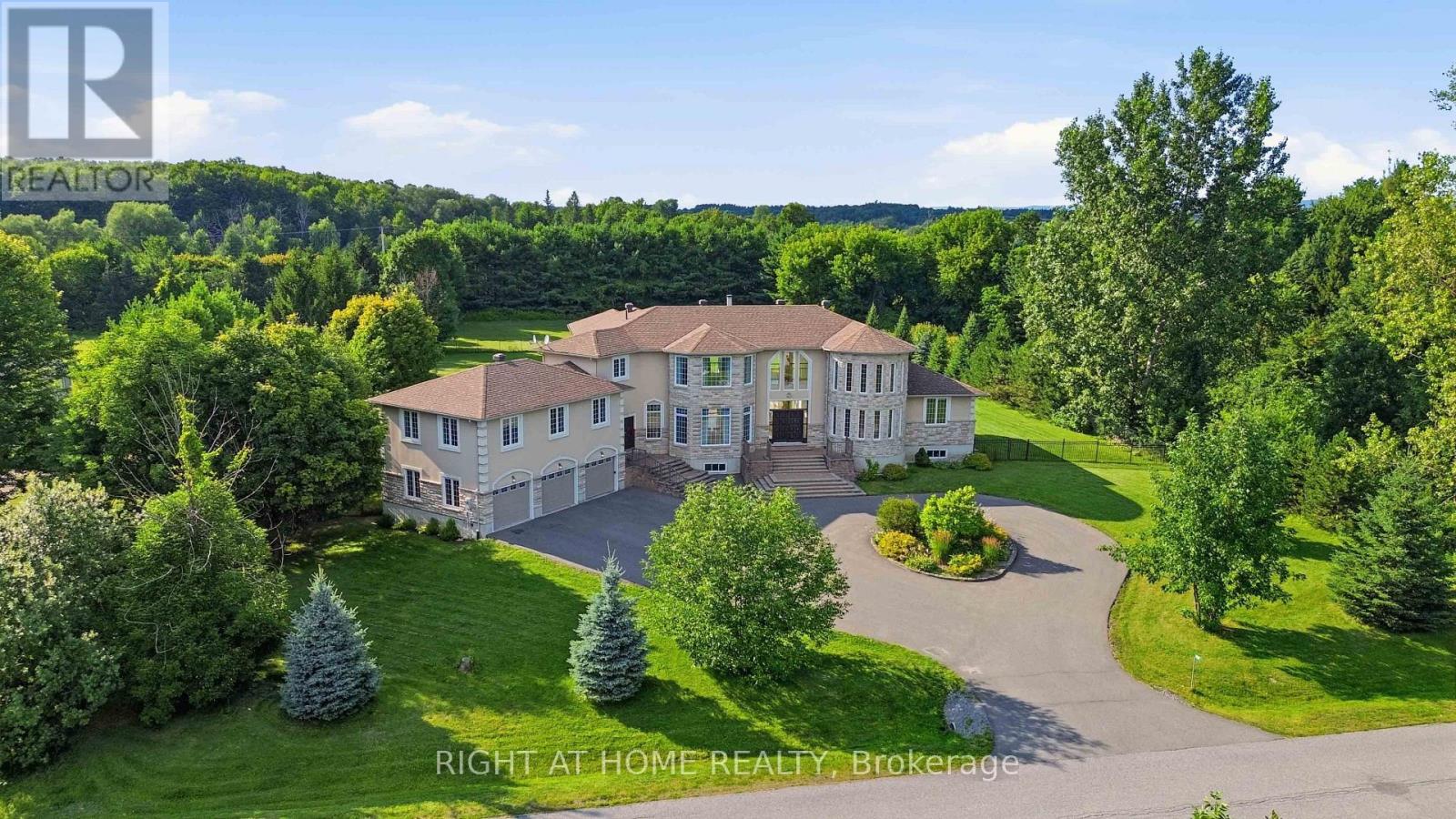 1607 LANDEL DRIVE - 1