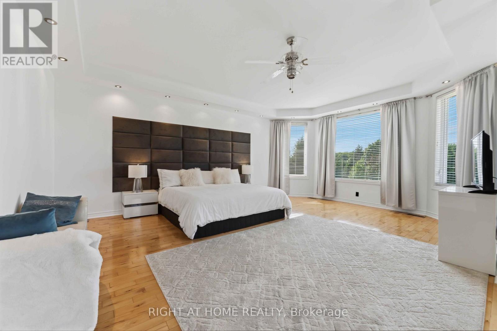 1607 LANDEL DRIVE - 38