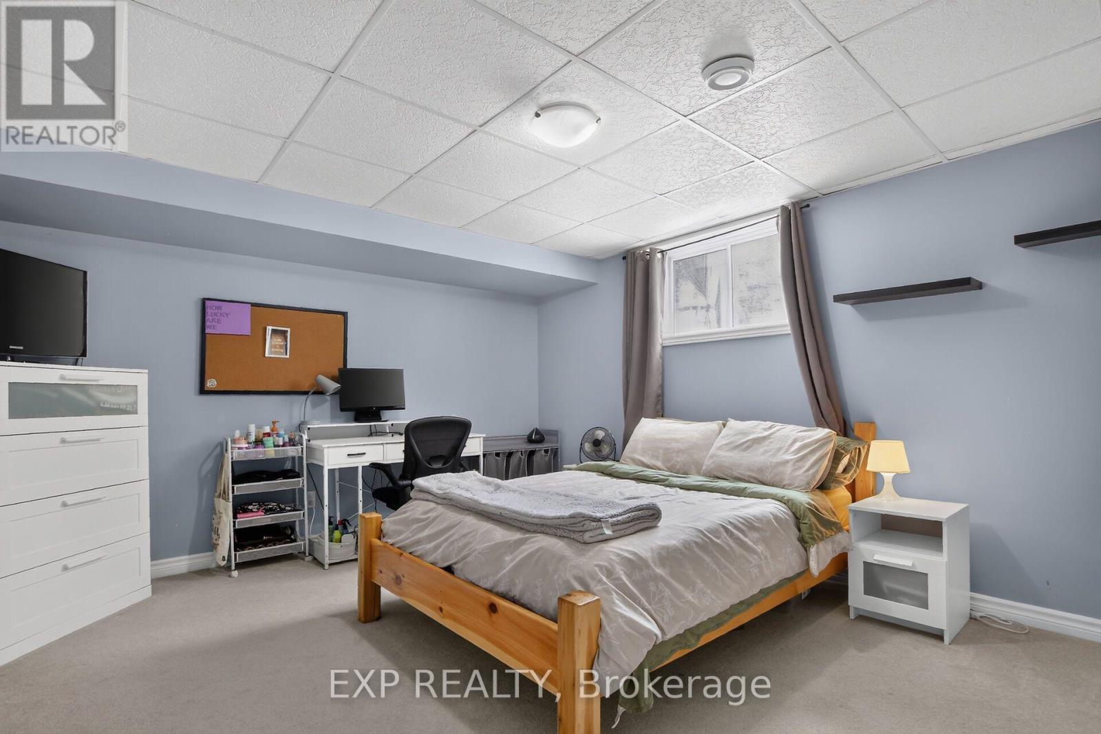 395 JAMIESON STREET - 23