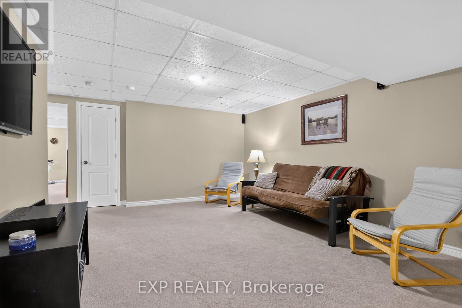 395 JAMIESON STREET - 26