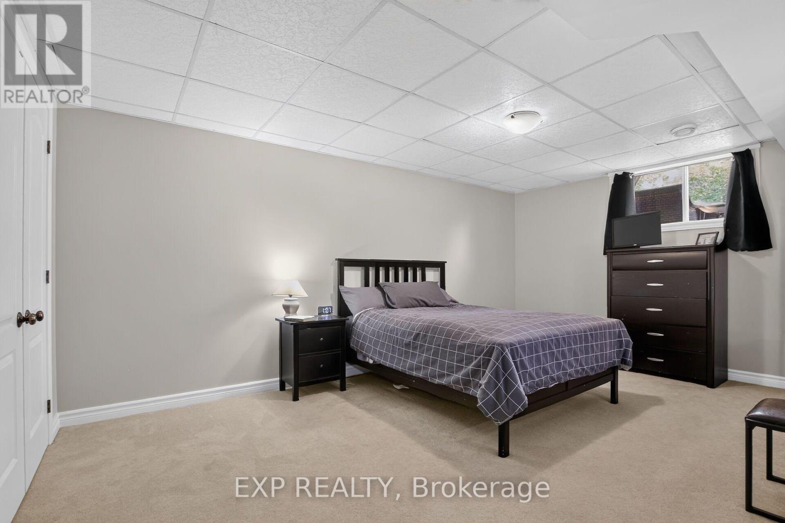 395 JAMIESON STREET - 28