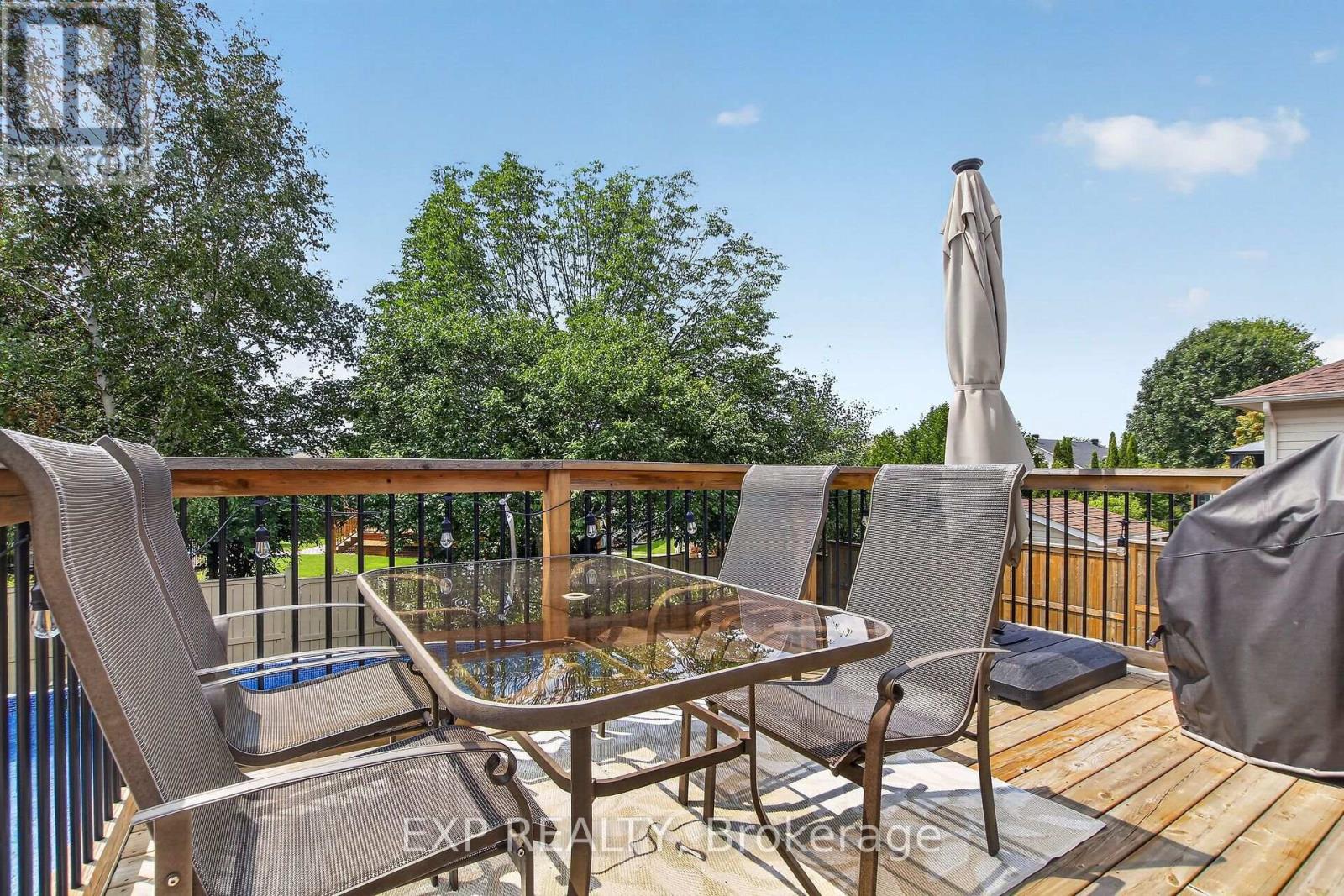 395 JAMIESON STREET - 30