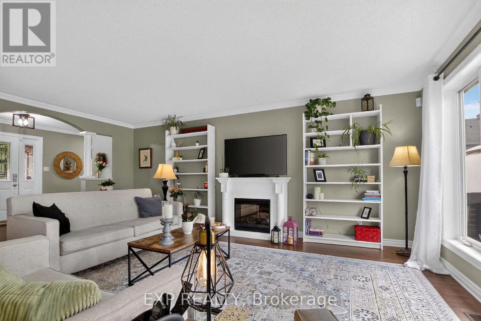 395 JAMIESON STREET - 4
