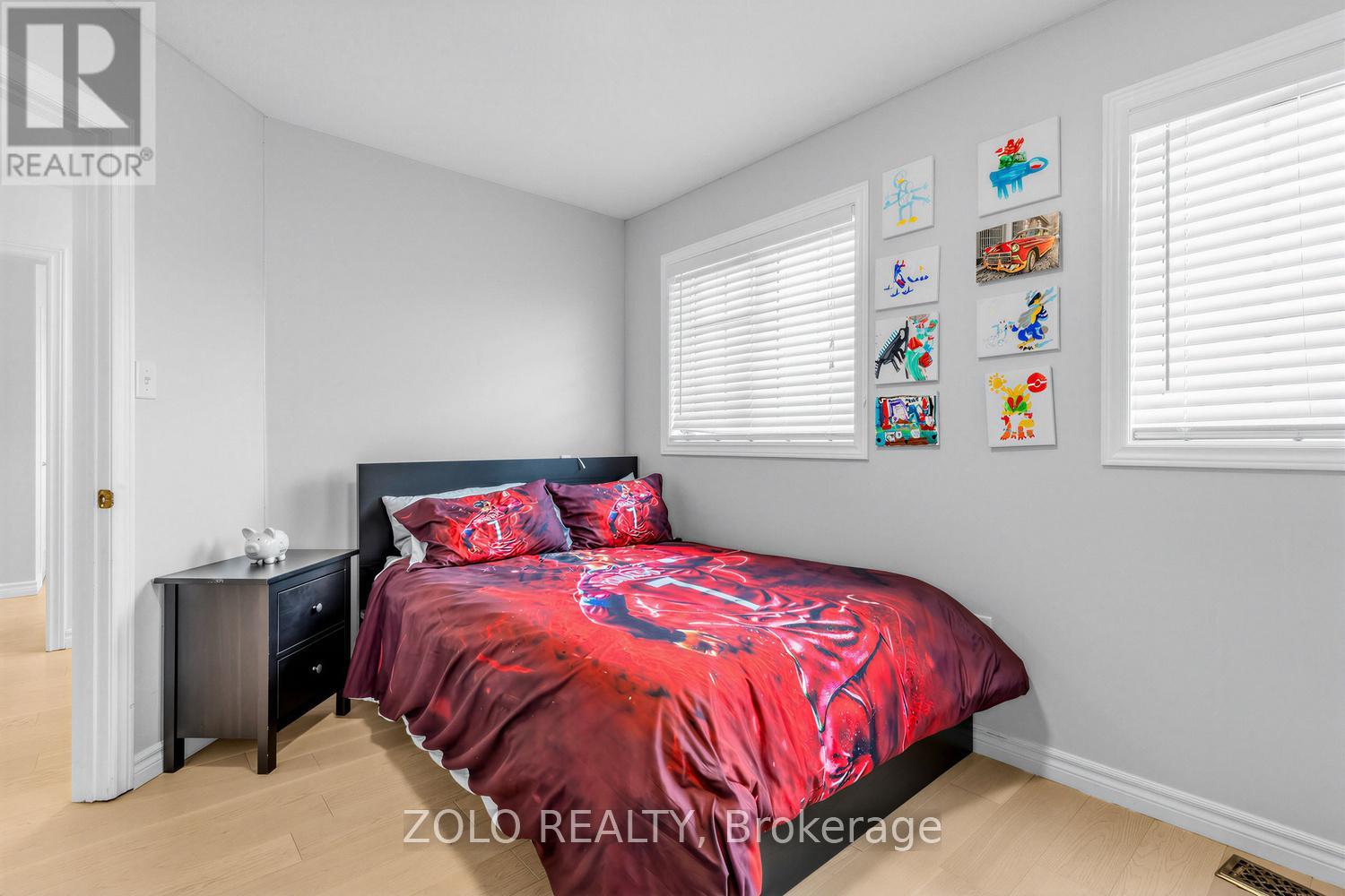 1911 SWAN STREET - 33