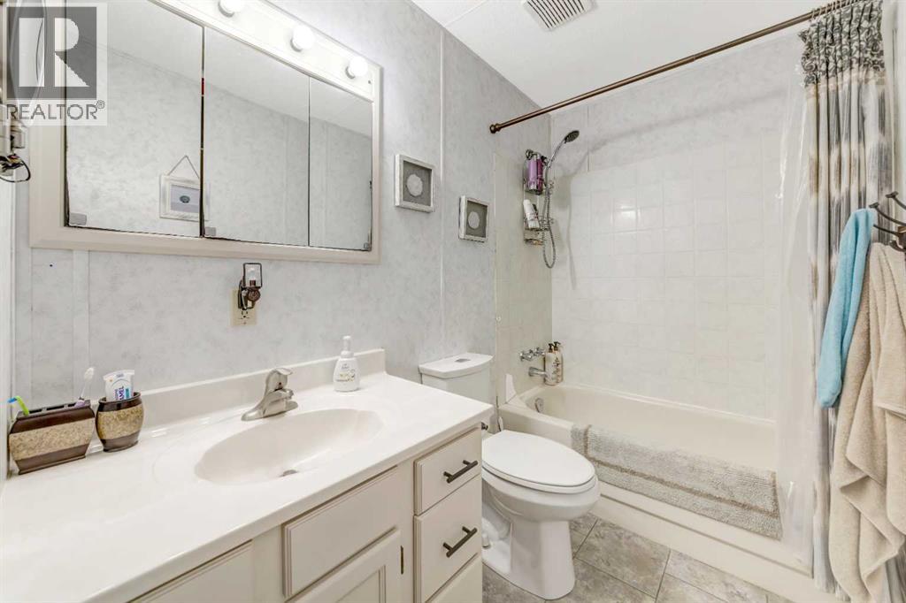 525 + 521 Graeme Road - 26