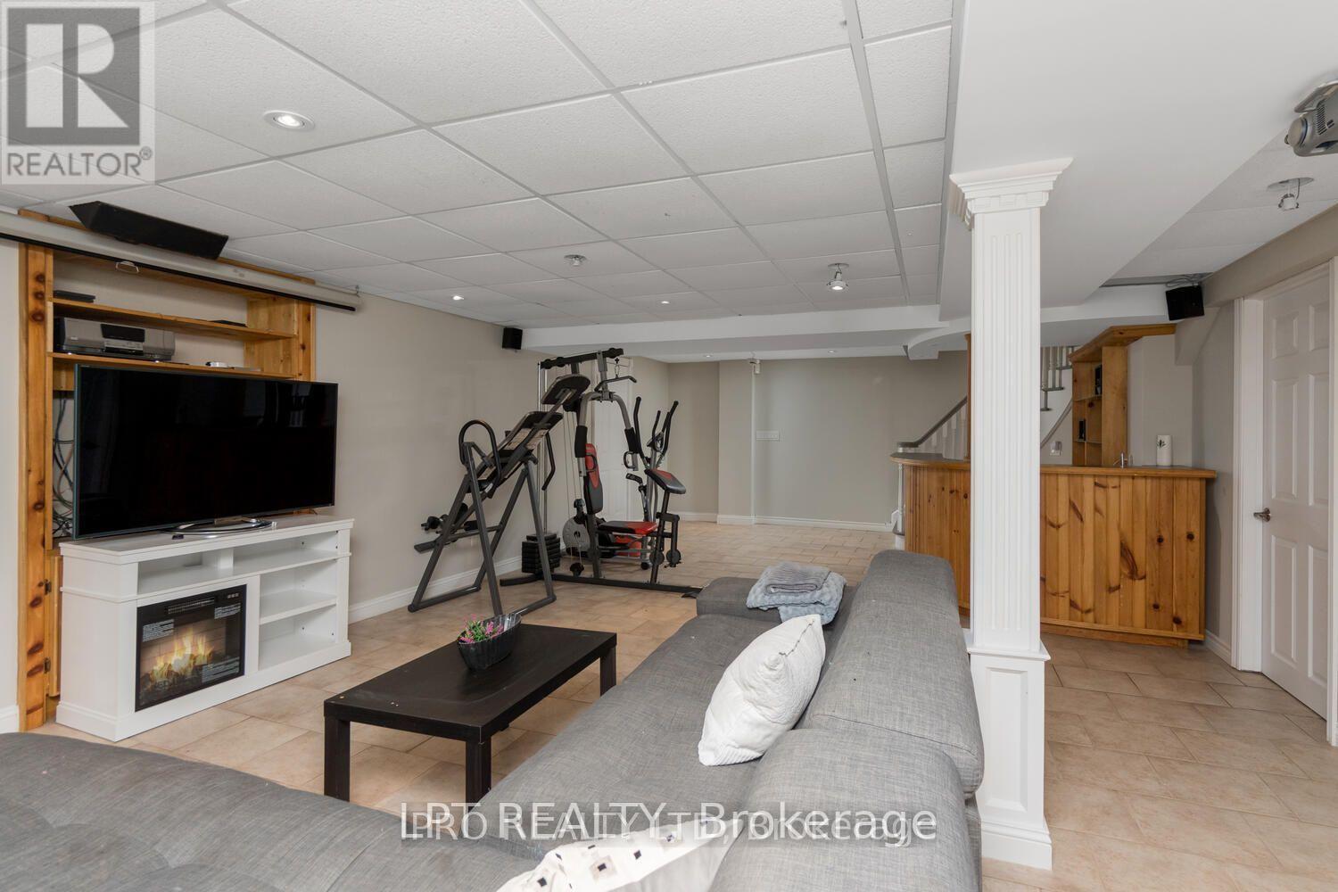 14190 MOUNT HOPE ROAD - 15