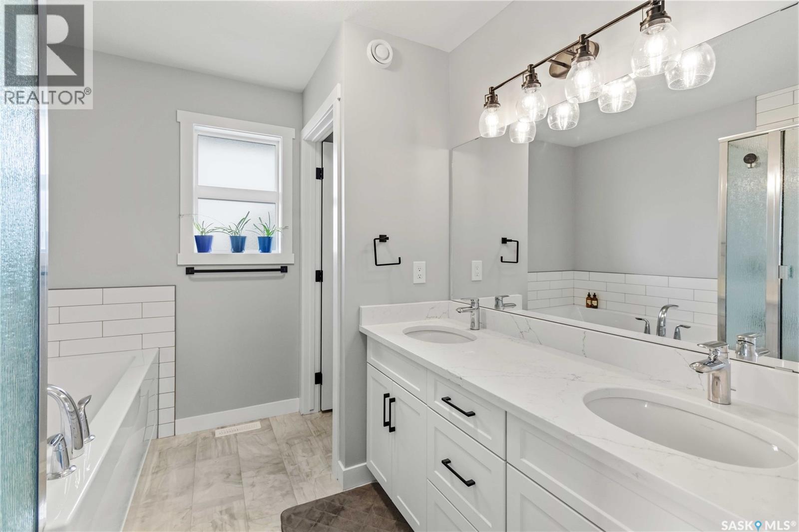 358 Stilling MANOR - Image 32