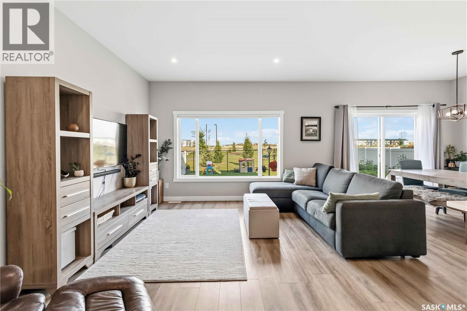 358 Stilling MANOR - Image 6