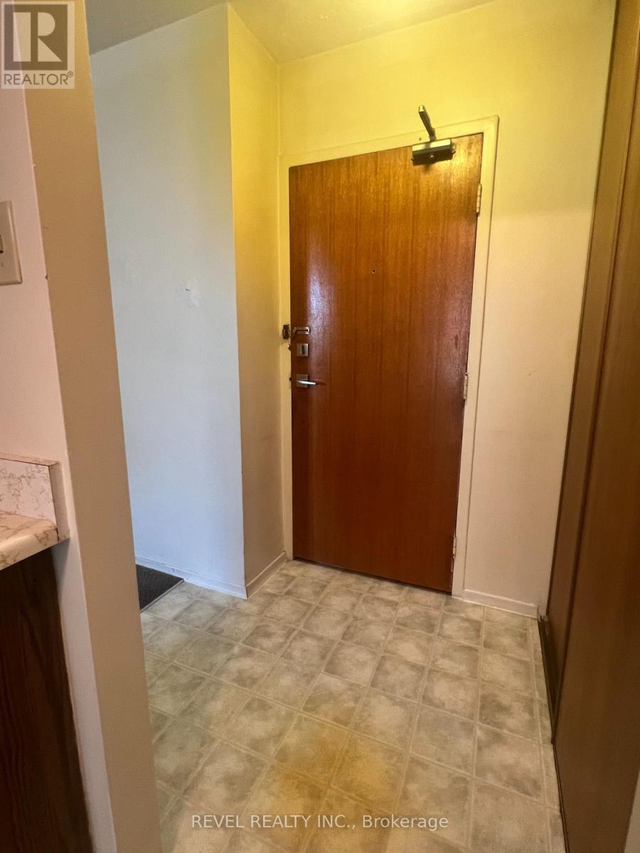#407 359 GENEVA STREET S - 12
