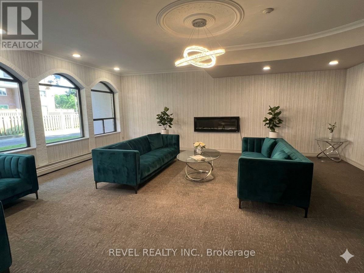 #407 359 GENEVA STREET S - 38