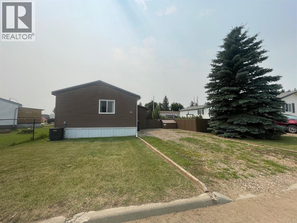 92 Railway Avenue - 1