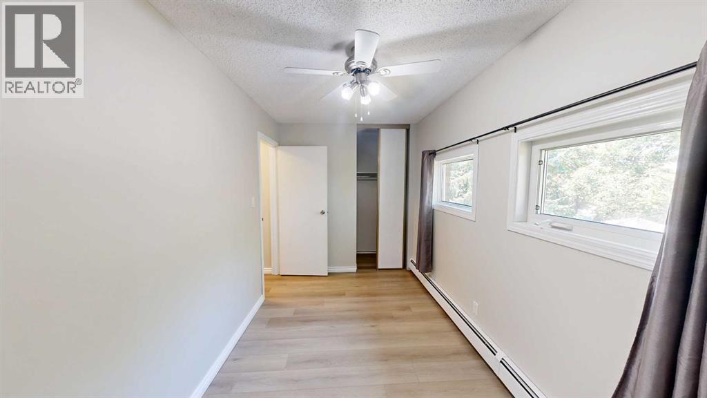 #311 401 Columbia Boulevard W - 14