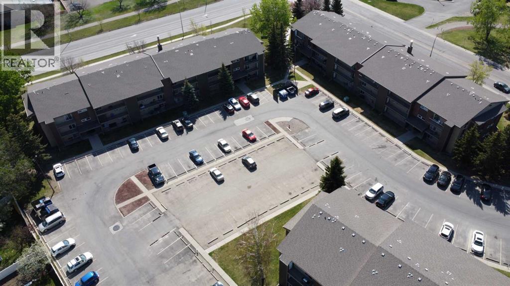 #311 401 Columbia Boulevard W - 16