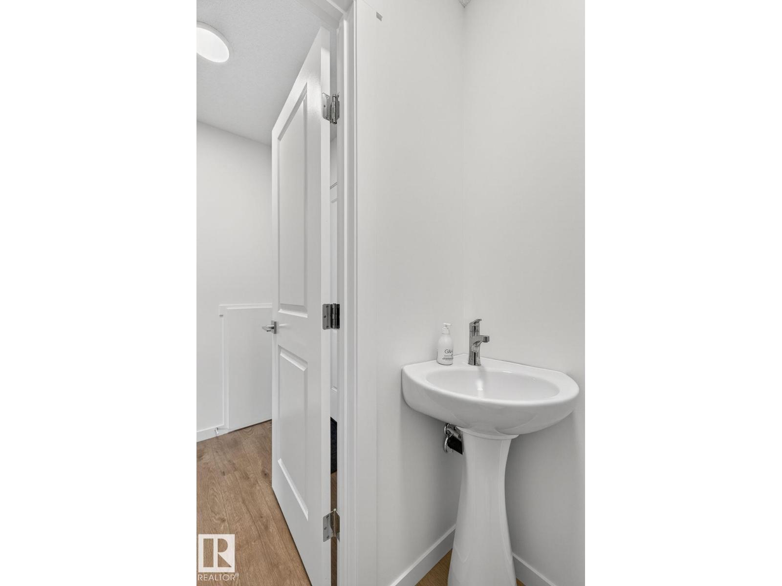 #44 1025 SECORD PM NW - 31