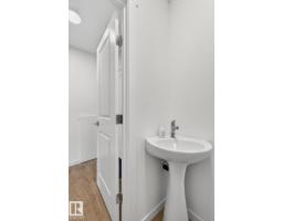 #44 1025 Secord Pm Nw, Edmonton, AB T5T7V4 Photo 31