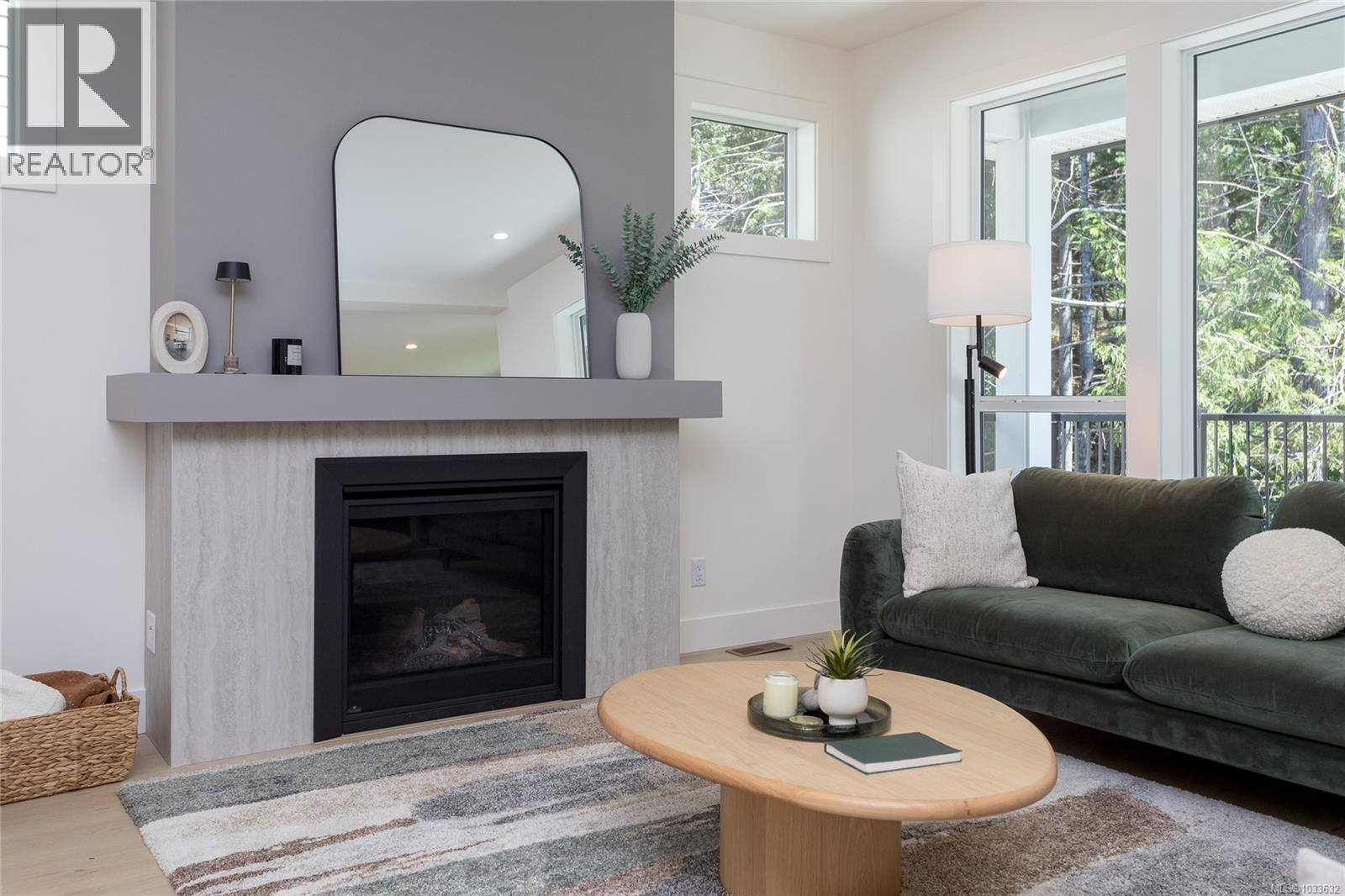 2168 Bellflower Dr - 8