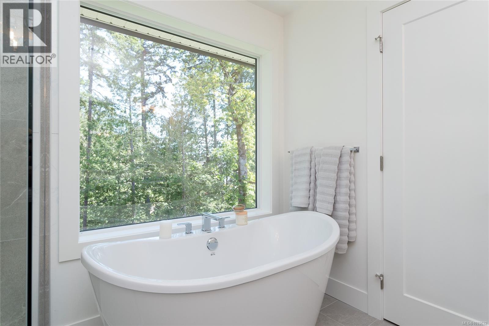 2168 Bellflower Dr - 23