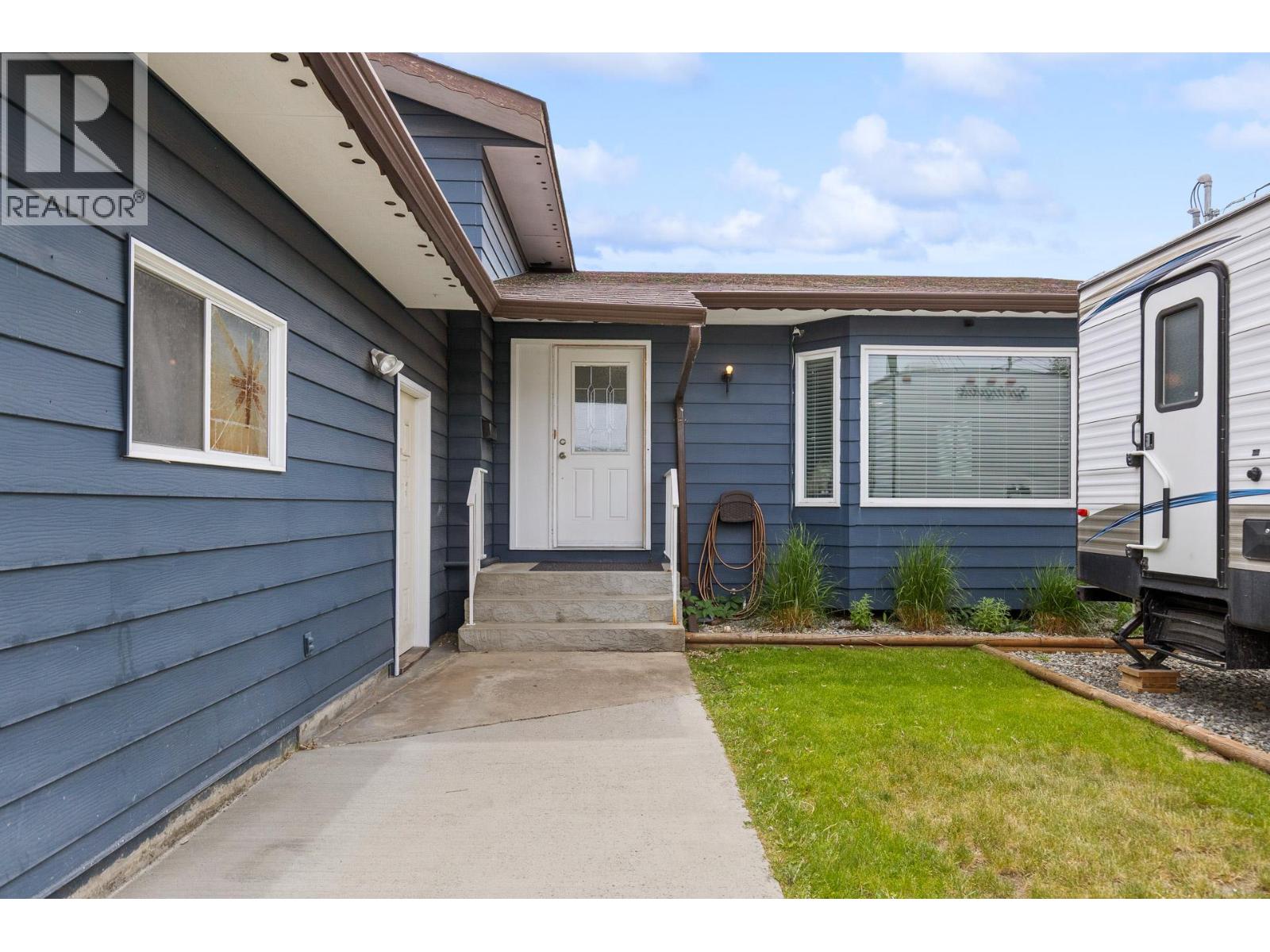 1035 Elwyn Road, Kelowna