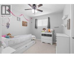 1035 Elwyn Road, Kelowna, BC V1X1P5 Photo 17