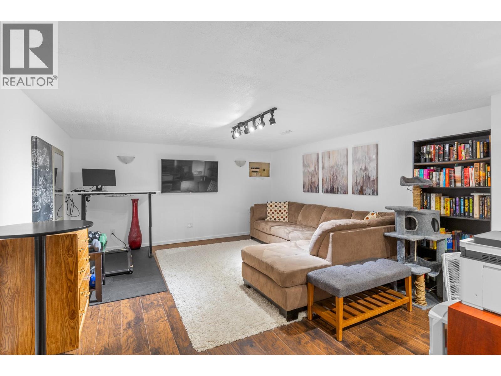 1035 Elwyn Road - 13