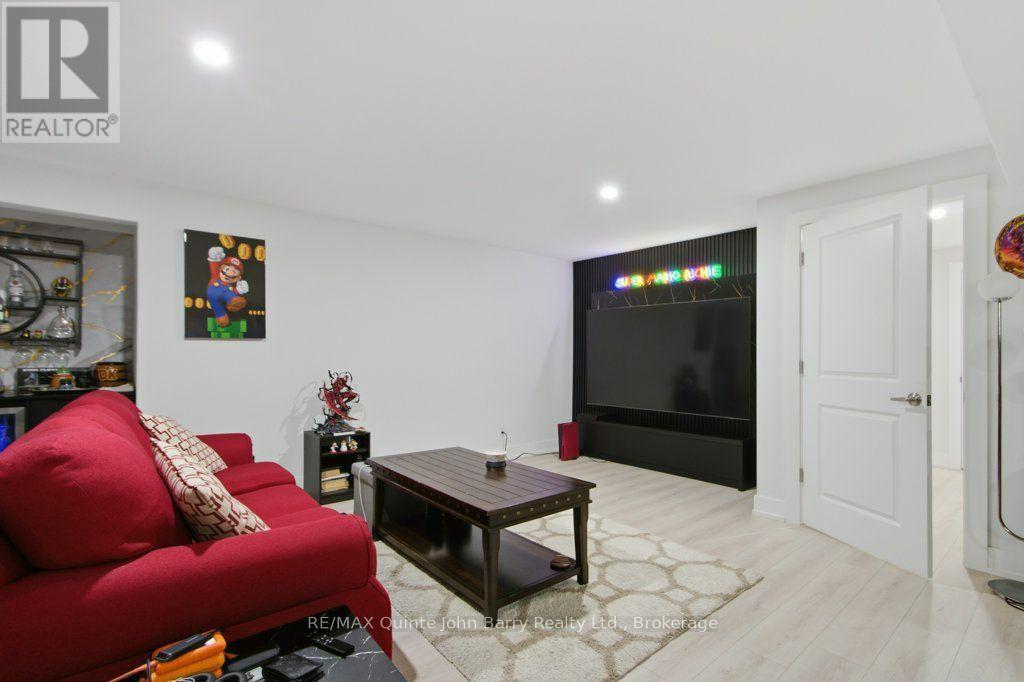 46 BIRCHMOUNT STREET - 24