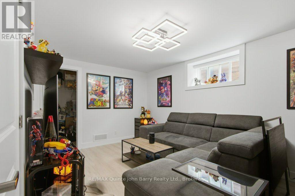 46 BIRCHMOUNT STREET - 30