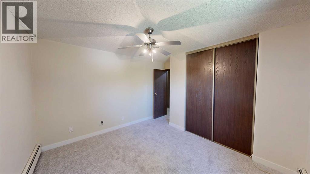 #212 401 Columbia Boulevard W - 11
