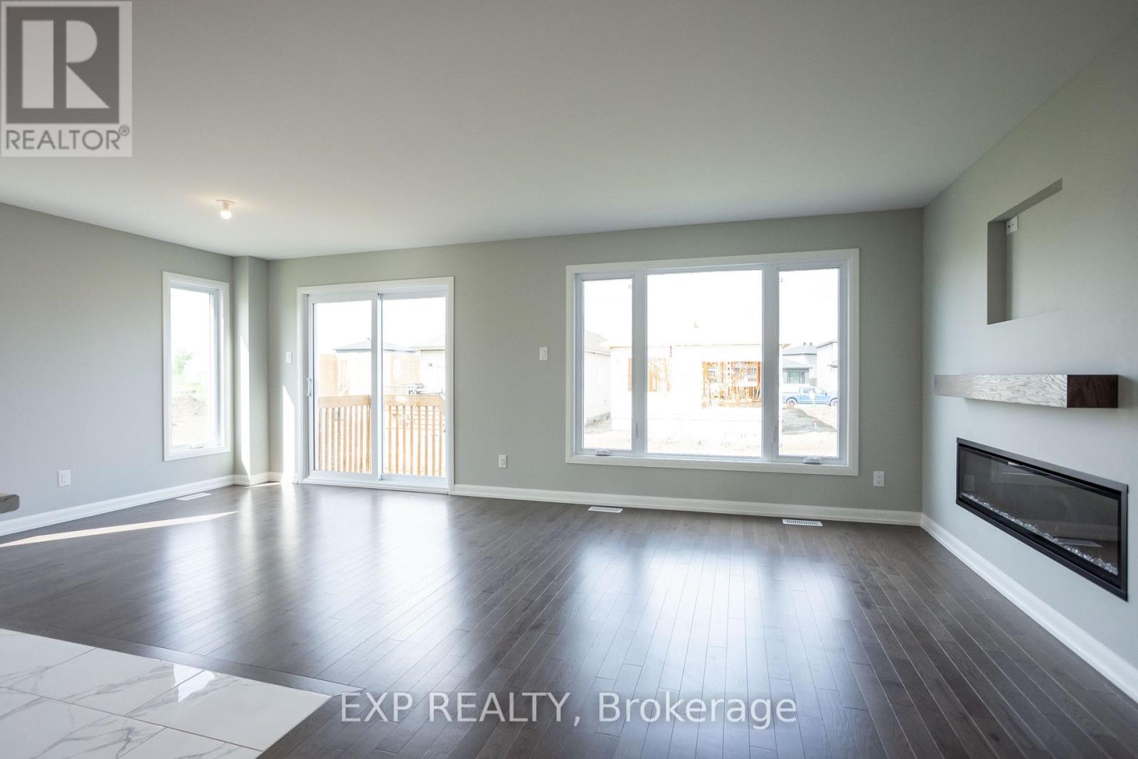 691 CHILLON STREET - 7