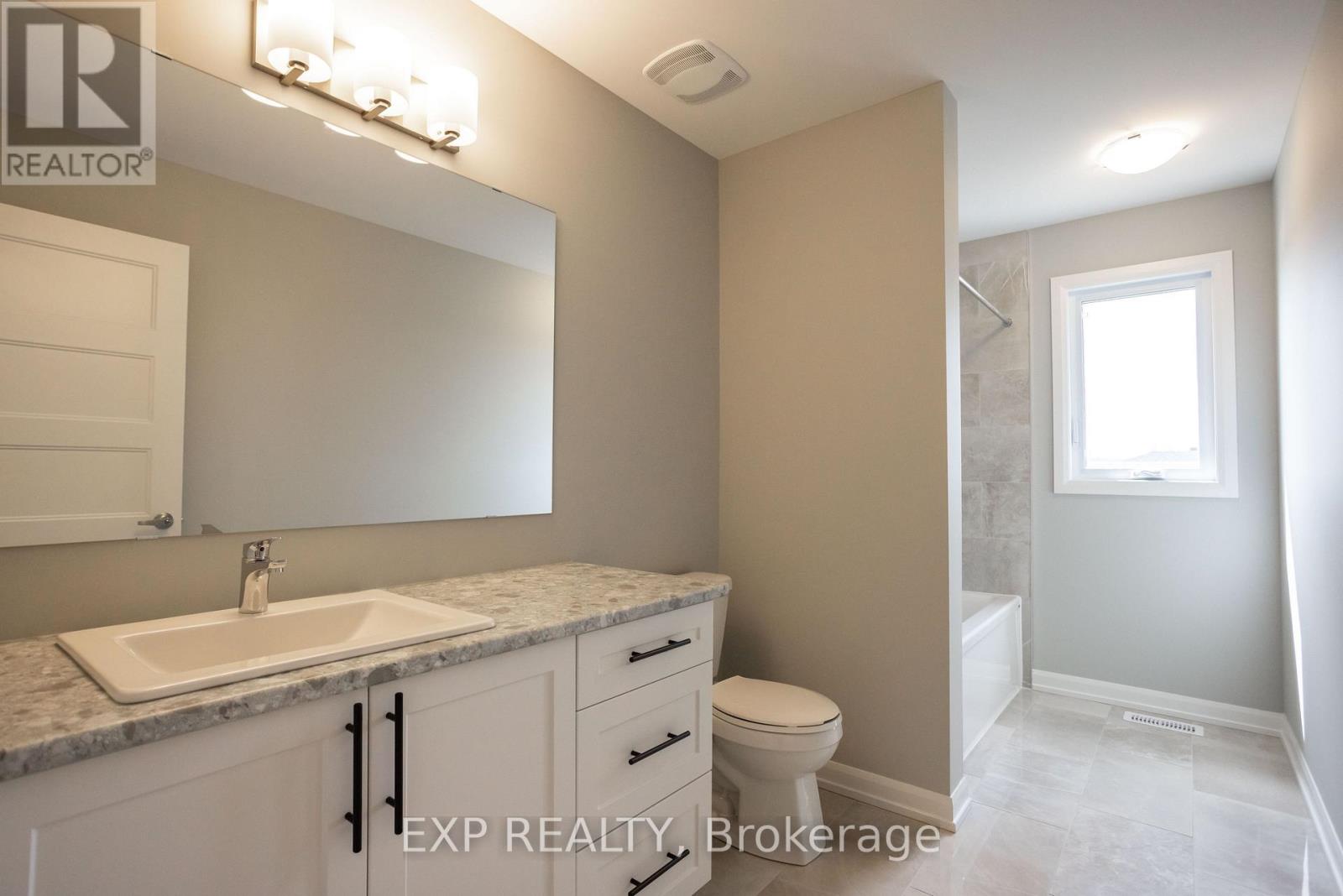 691 CHILLON STREET - 11