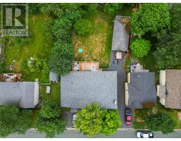 9-11 Blossom Avenue thumbnail 3