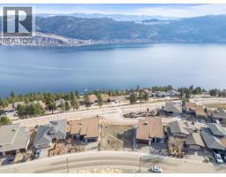8836 Hampshire Crescent, Vernon, BC V1H2K9 Photo 10